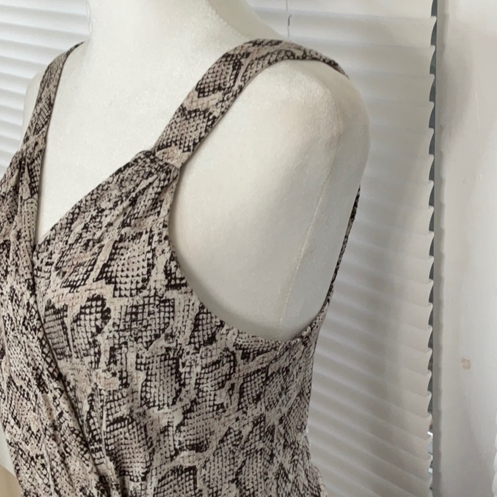 Velvet Chic Sleeveless Snake Print Midi Dress - Picture 5 of 12